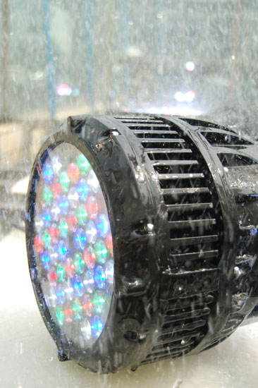 Briteq LED Mega Beam 15° - 48 x 3 Watt RGBW Leds