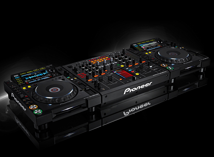 Pioneer DJM-2000NXS Flagship 4 Ch. DJ Mixer :: Euro Baltronics